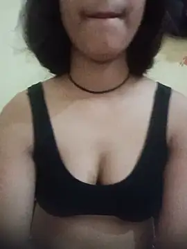 Chat +18 de jesica_khan1 ao vivo