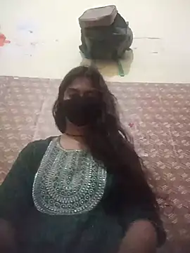 jesica_khan1 Adlı Modelin Canlı XXX Sohbeti