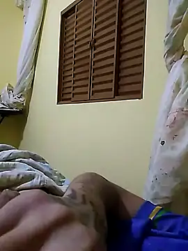 Show modela Mineirim33 na web-kameri