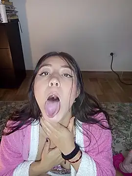 Chat +18 de Antonella_Moreau ao vivo