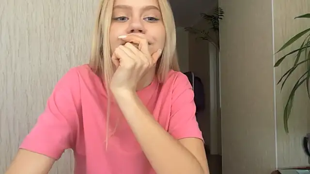 Glamorforyou's Webcam Show