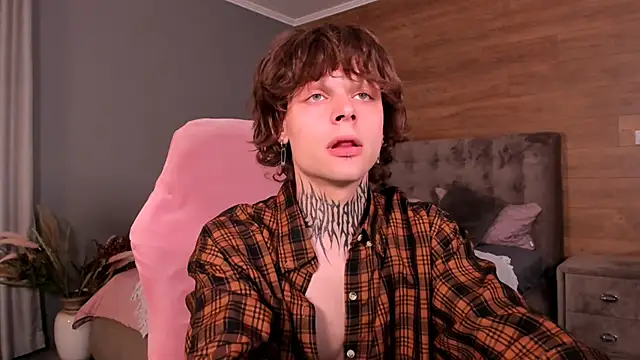 Show modela smoozie_kun na web-kameri