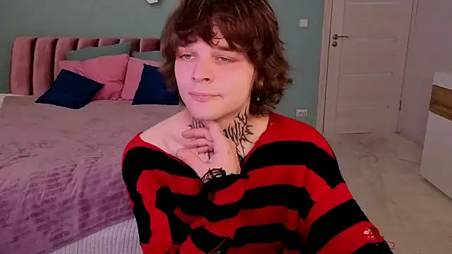 Pokazy przed kamerką – smoozie_kun