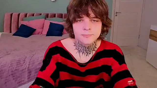 Pokazy przed kamerką – smoozie_kun