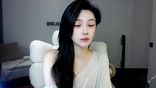 SylvieMaya 在線直播表演
