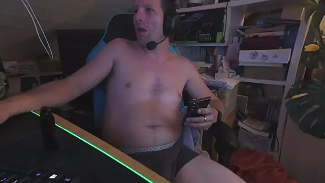 69KinkyCoupleCH Webcam-Show