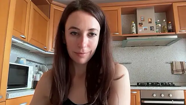 Flamingo_Queen লাইভ XXX চ্যাট