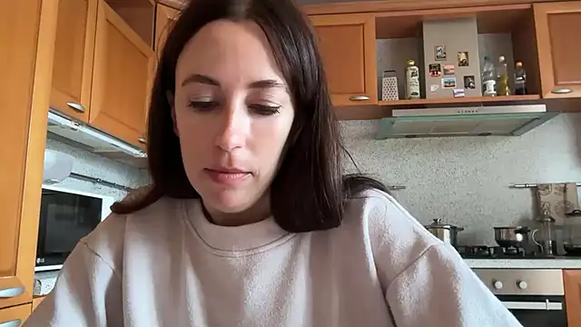 Flamingo_Queen লাইভ XXX চ্যাট