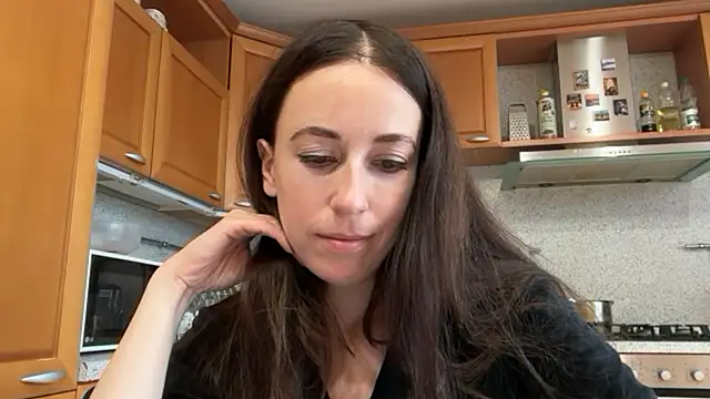 Flamingo_Queen's Live XXX Chat