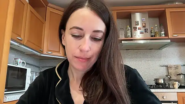 Flamingo_Queen's Live XXX Chat
