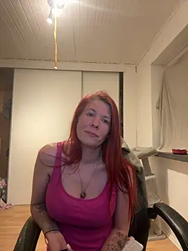 Chat +18 de LisaLuxx ao vivo