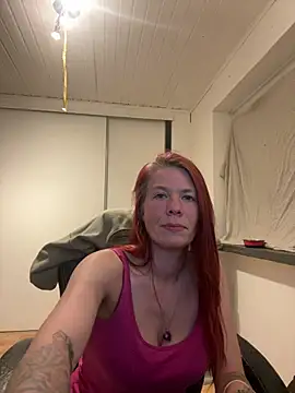 LisaLuxx Live XXX Chat