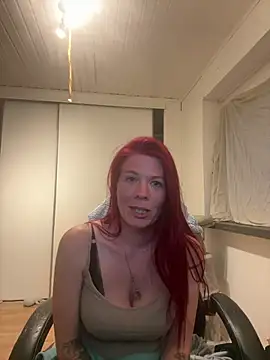 Živý XXX chat LisaLuxx