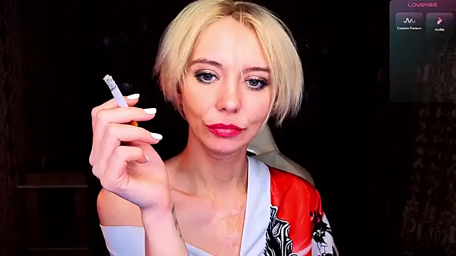 Show modela Blondice na web-kameri