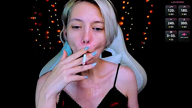 Blondice Chat XXX live