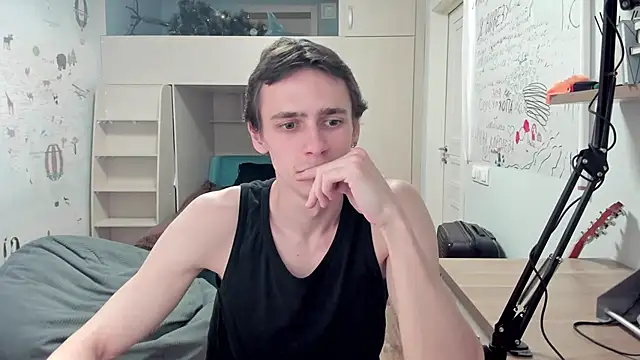 urgoddessboy: διαδικτυακό σόου στην κάμερα