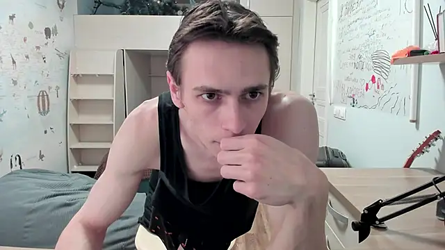 Show modela urgoddessboy na web-kameri