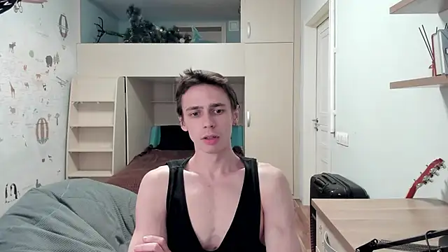 urgoddessboy: διαδικτυακό σόου στην κάμερα