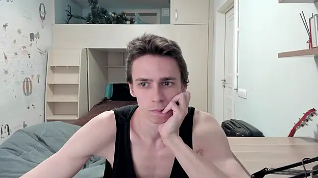 urgoddessboy: διαδικτυακό σόου στην κάμερα