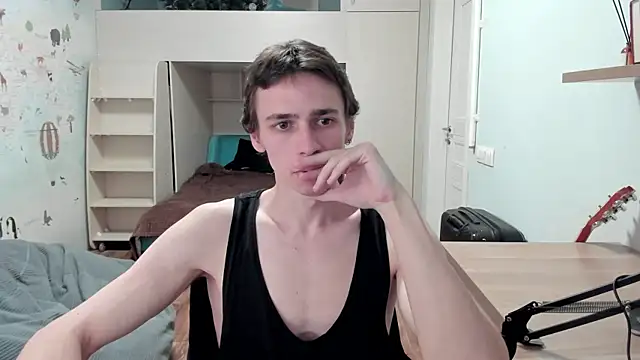 הופעת וובקאם של urgoddessboy