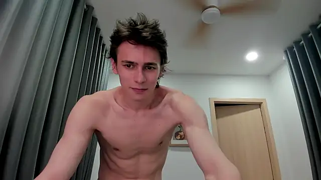 Show modela urgoddessboy na web-kameri