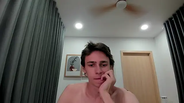 Webkamerová show urgoddessboy