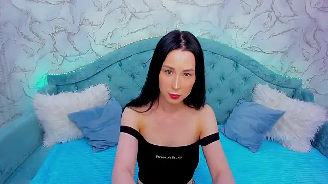 MiaVain – webcam-show