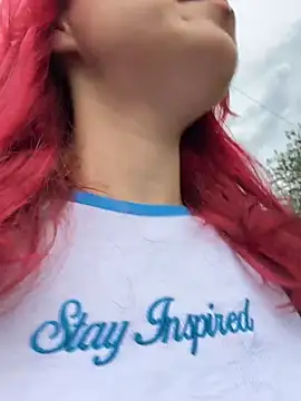 -Straycat-'s Live XXX Chat