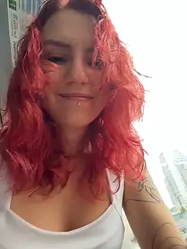 -Straycat- Show in webcam