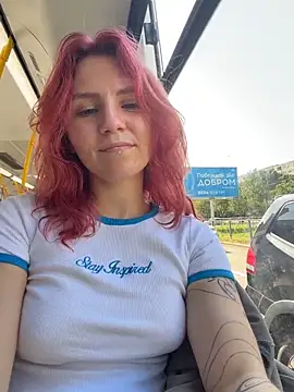 הופעת וובקאם של -Straycat-