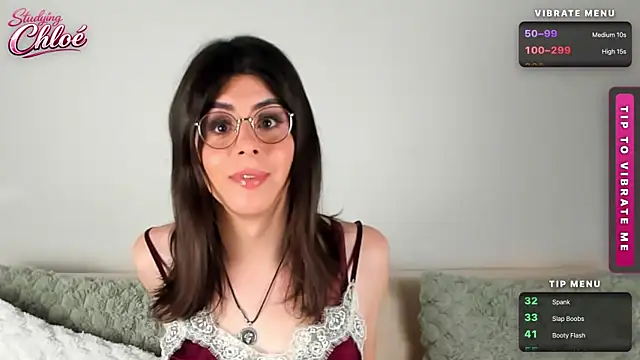 itschloelaurent webcam show