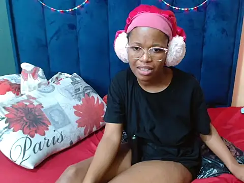 HotCreamyTea Webcamshow