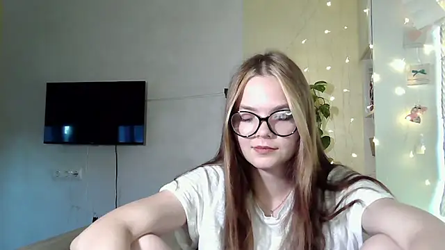 AvrilGillig Adlı Modelin Canlı XXX Sohbeti