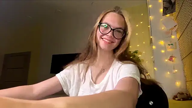 AvrilGillig Chat XXX in diretta