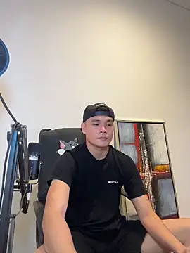 clarkdangerous 在線直播表演