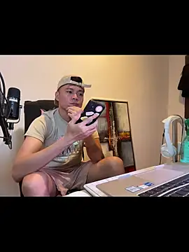 Pokazy przed kamerką – clarkdangerous