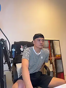 clarkdangerous 在線直播表演