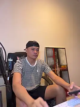 clarkdangerous 在線直播表演