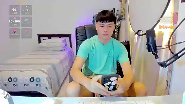 clarkdangerous Шоу с уебкамера