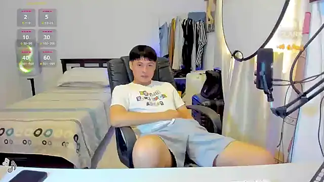 clarkdangerous 在線直播表演