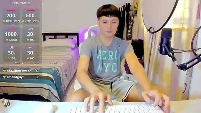 clarkdangerous 在線直播表演
