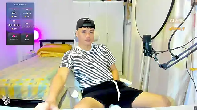 clarkdangerous 在線直播表演