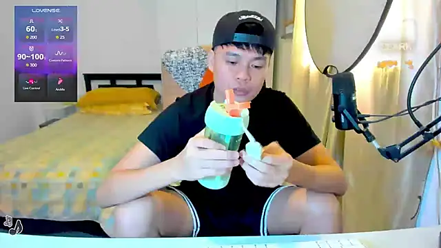 clarkdangerous 在線直播表演