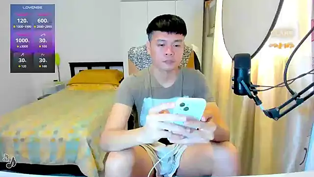 clarkdangerous 在線直播表演