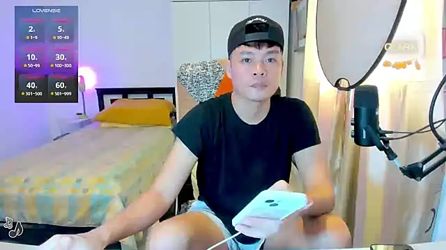 clarkdangerous 在線直播表演