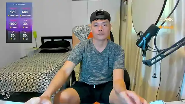 clarkdangerous 在線直播表演