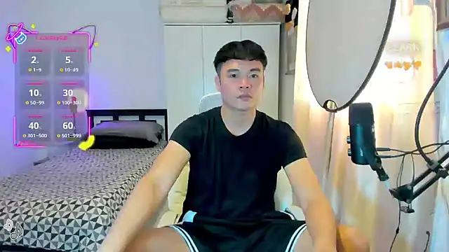 clarkdangerous 在線直播表演
