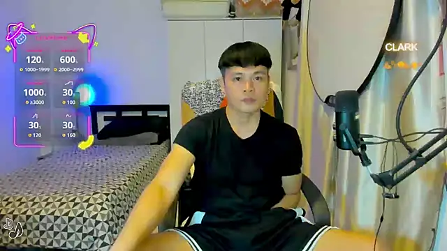 clarkdangerous webkamerás műsora