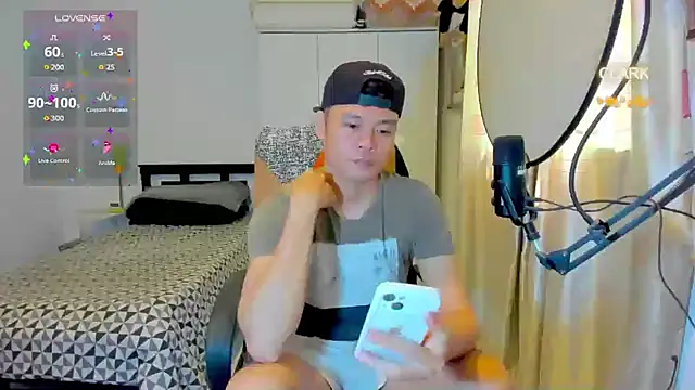 clarkdangerous 在線直播表演