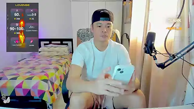 clarkdangerous Show in webcam